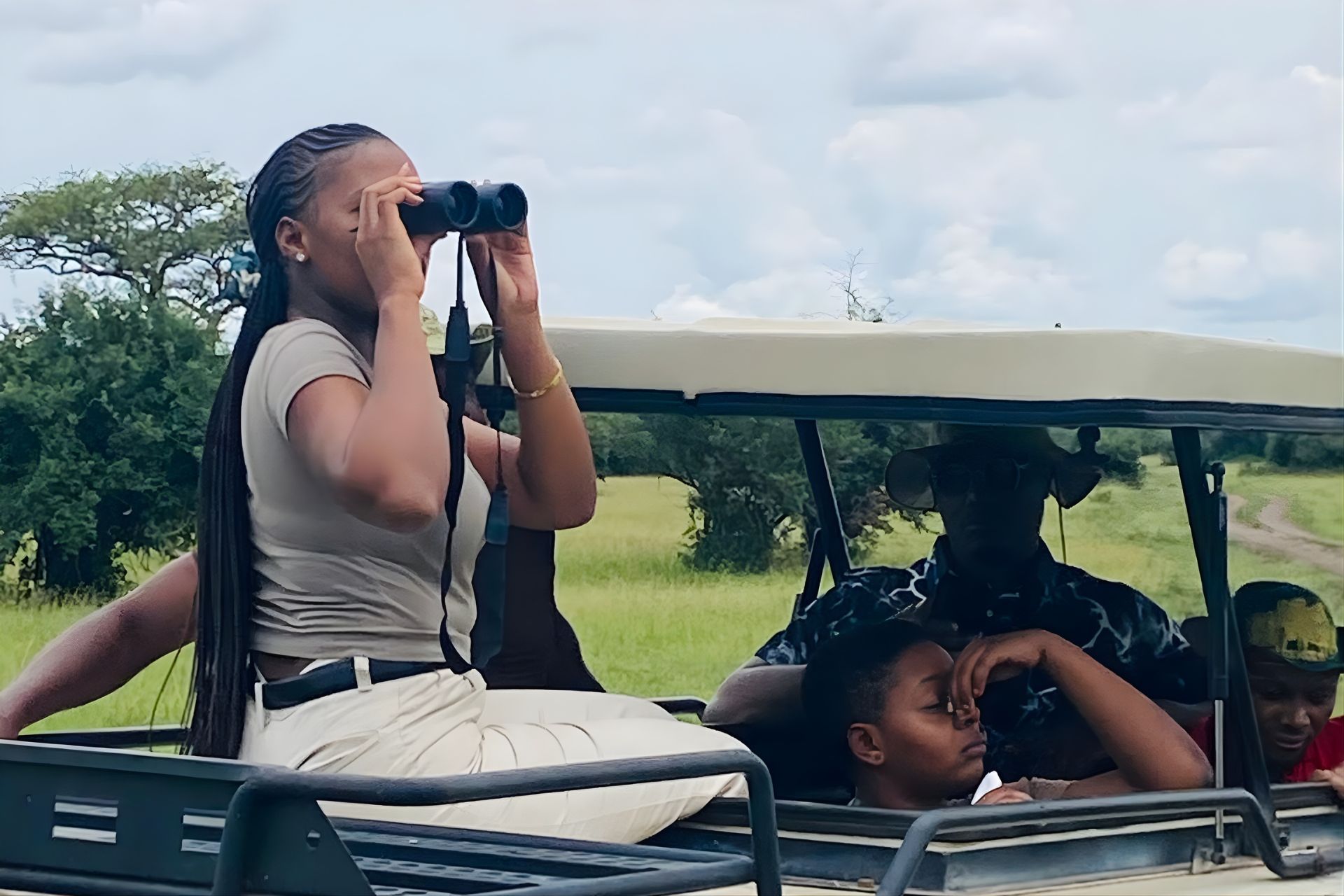 Tanzania Safari Game viewing in Serengeti